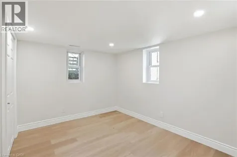 894 Garth Street Hamilton ON L9G 4K9