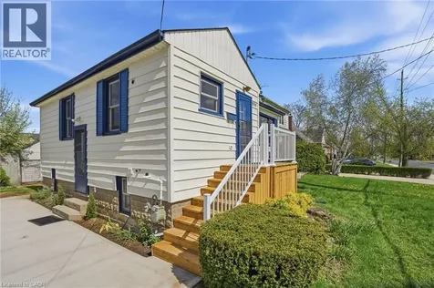 894 Garth Street Hamilton ON L9G 4K9