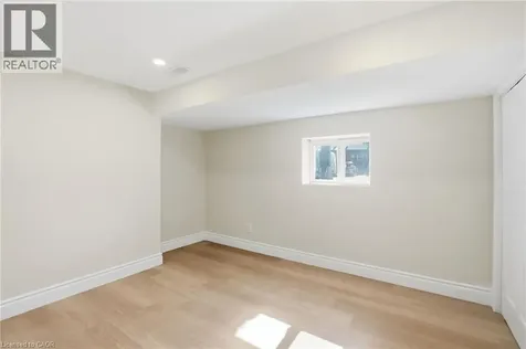894 Garth Street Hamilton ON L9G 4K9