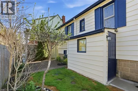 894 Garth Street Hamilton ON L9G 4K9