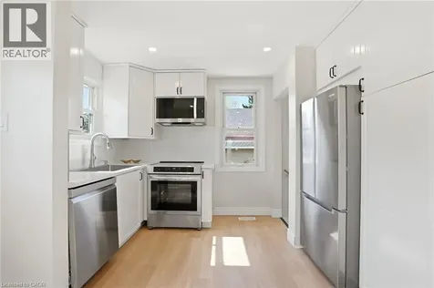 894 Garth Street Hamilton ON L9G 4K9