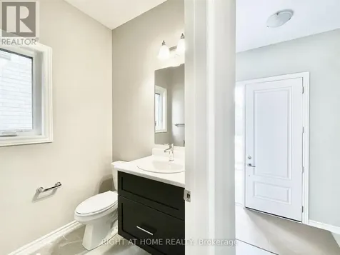 66 Gemini Drive Barrie ON L9J 0P8