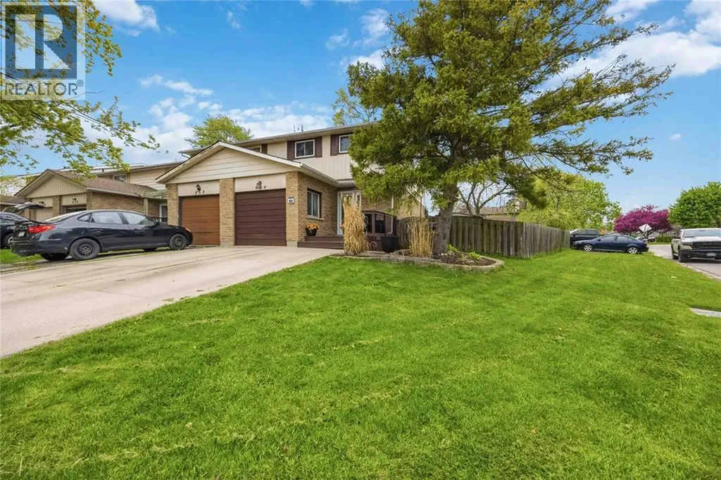 854 Lanark Crescent Sarnia ON N7S 4E4