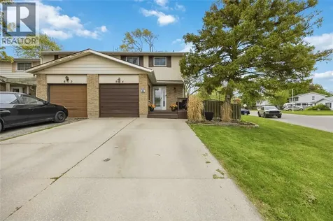 854 Lanark Crescent Sarnia ON N7S 4E4