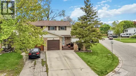 854 Lanark Crescent Sarnia ON N7S 4E4