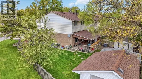 854 Lanark Crescent Sarnia ON N7S 4E4