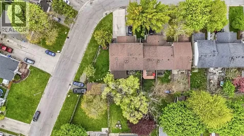 854 Lanark Crescent Sarnia ON N7S 4E4
