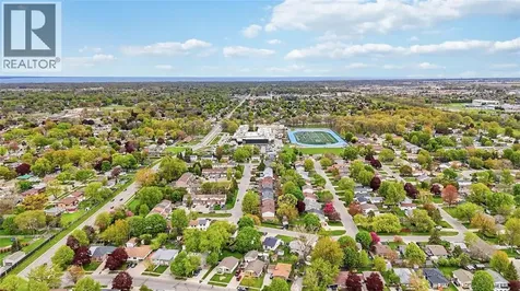 854 Lanark Crescent Sarnia ON N7S 4E4