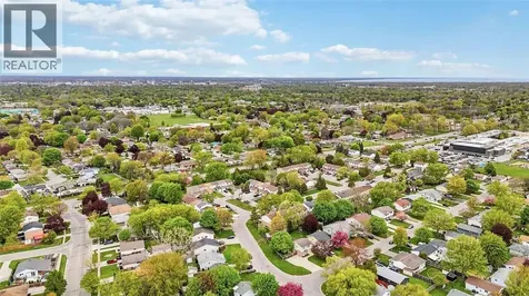 854 Lanark Crescent Sarnia ON N7S 4E4