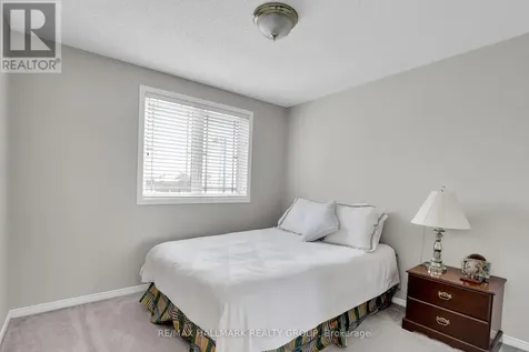 634 Aquaview Drive Ottawa ON K4A 4W2
