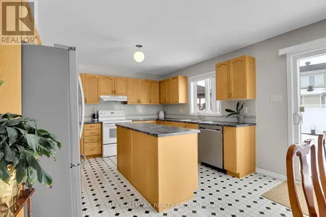 634 Aquaview Drive Ottawa ON K4A 4W2