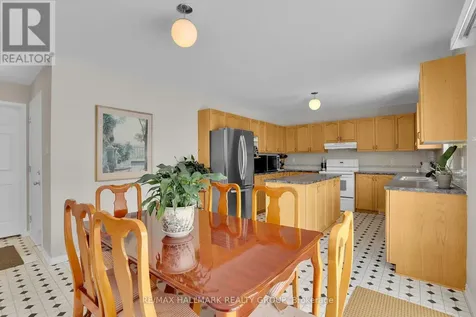 634 Aquaview Drive Ottawa ON K4A 4W2