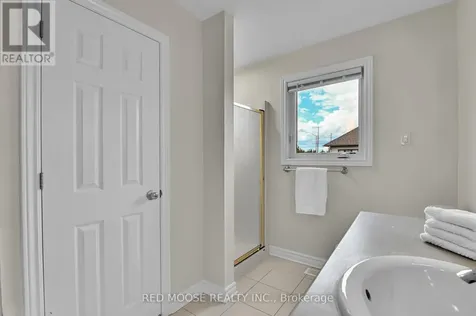 99 Calvington Avenue Ottawa ON K2T 0H7