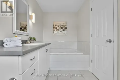 99 Calvington Avenue Ottawa ON K2T 0H7