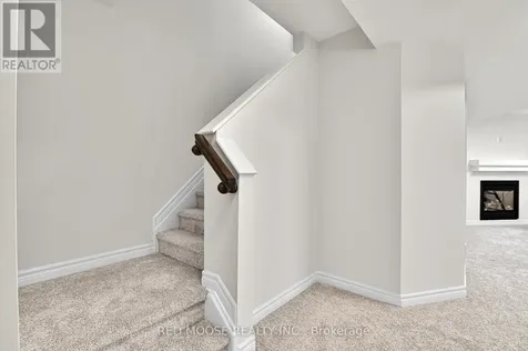 99 Calvington Avenue Ottawa ON K2T 0H7