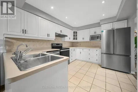 27 Fraserwood Court Cambridge ON N1S 5B6