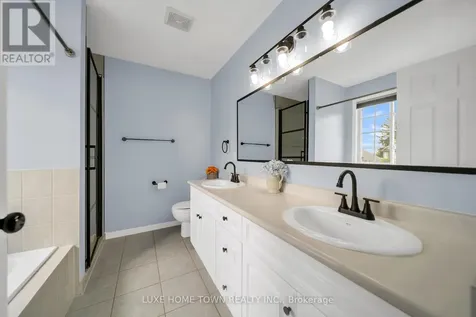 27 Fraserwood Court Cambridge ON N1S 5B6
