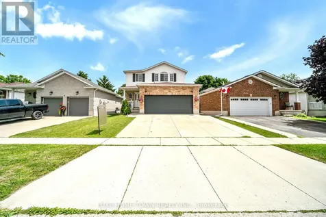 27 Fraserwood Court Cambridge ON N1S 5B6