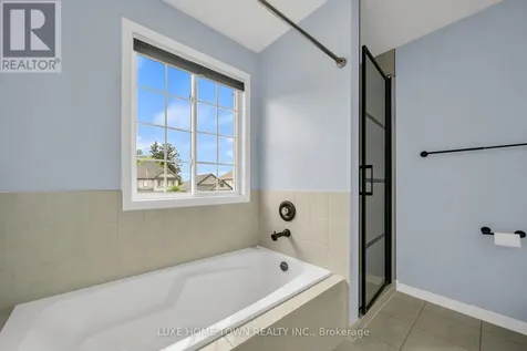 27 Fraserwood Court Cambridge ON N1S 5B6