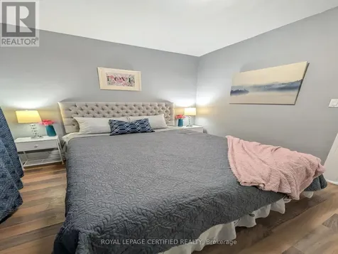 1184 Janette Avenue Windsor ON N9A 5A7
