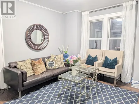 1184 Janette Avenue Windsor ON N9A 5A7