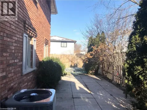 576 Templemead Drive Hamilton ON L8W 2T9