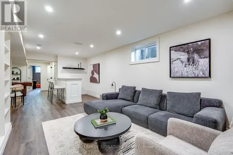 33 Campbell Drive Uxbridge ON L9P 1R5