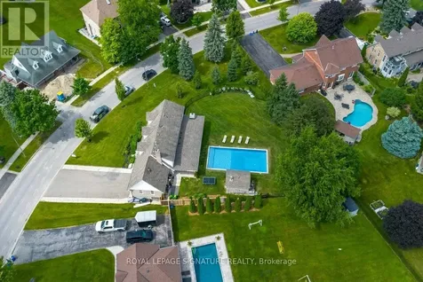 33 Campbell Drive Uxbridge ON L9P 1R5