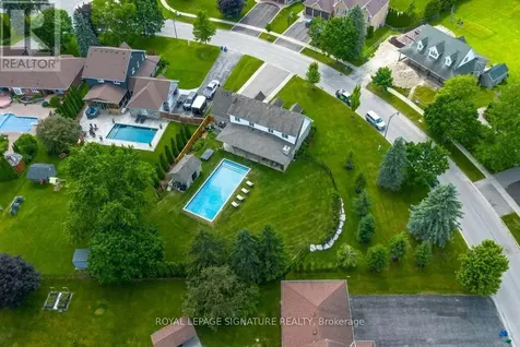 33 Campbell Drive Uxbridge ON L9P 1R5
