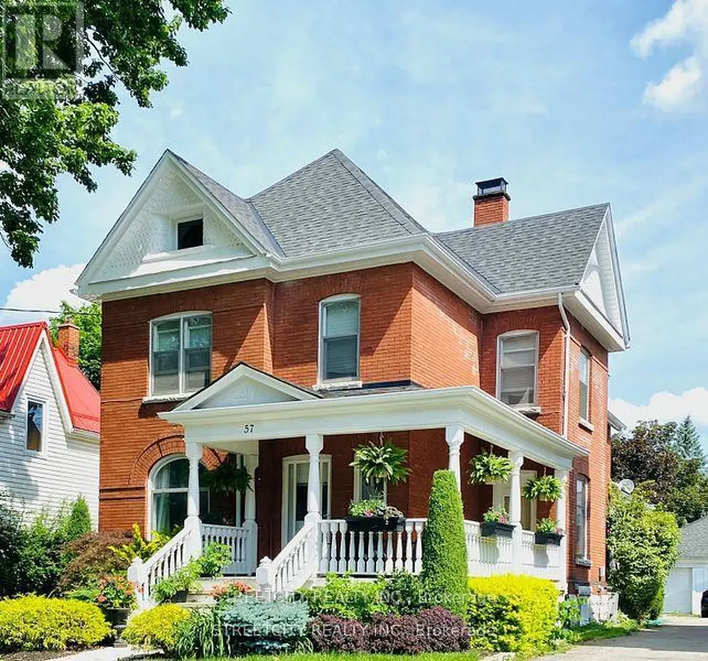 57 Rosebery Place St. Thomas ON N5R 2H9