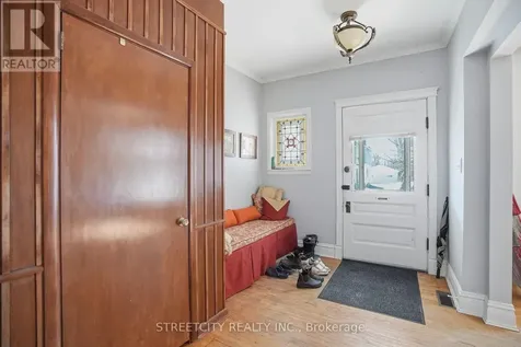 57 Rosebery Place St. Thomas ON N5R 2H9