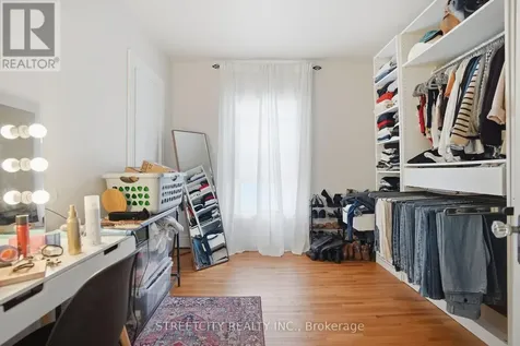 57 Rosebery Place St. Thomas ON N5R 2H9