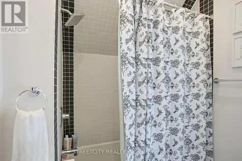 57 Rosebery Place St. Thomas ON N5R 2H9