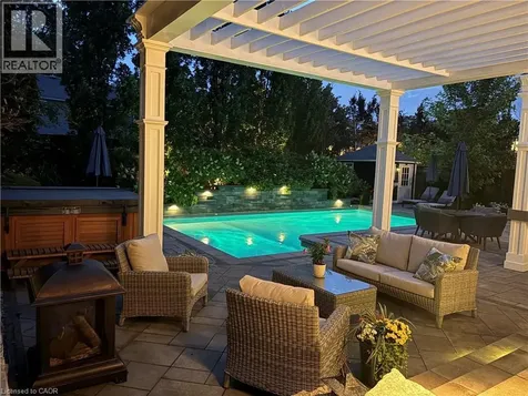 489 Rebecca Street Oakville ON L6K 1K8