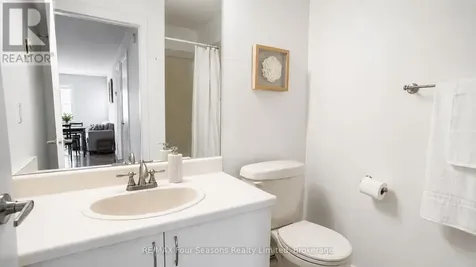 23 Dawson Drive Collingwood ON L9Y 5B4
