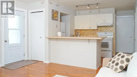 23 Dawson Drive Collingwood ON L9Y 5B4