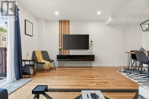 16 Stamford Private Ottawa ON K1T 3J1