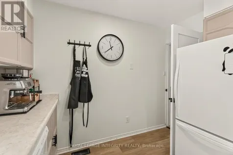 16 Stamford Private Ottawa ON K1T 3J1