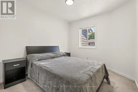 16 Stamford Private Ottawa ON K1T 3J1
