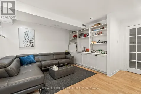 16 Stamford Private Ottawa ON K1T 3J1