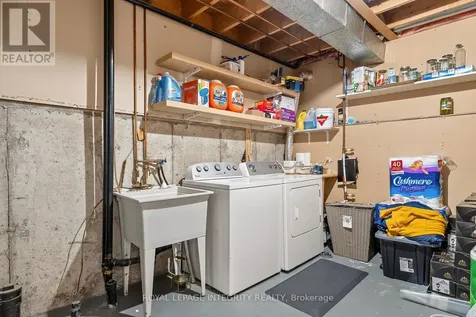 16 Stamford Private Ottawa ON K1T 3J1