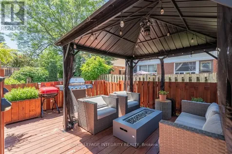 16 Stamford Private Ottawa ON K1T 3J1