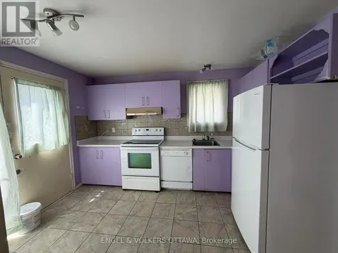 2063 Jasmine Crescent Ottawa ON K1J 7W2