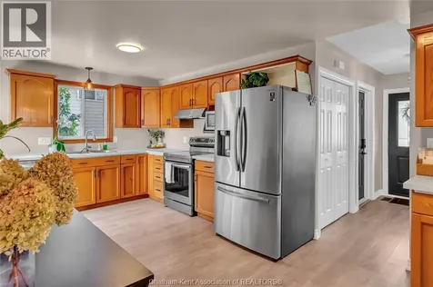 23 Carolinian Place Chatham ON N7L 5M7