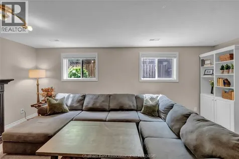 23 Carolinian Place Chatham ON N7L 5M7