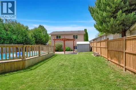 23 Carolinian Place Chatham ON N7L 5M7