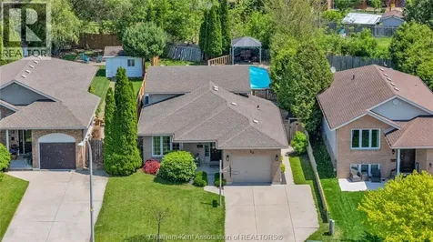 23 Carolinian Place Chatham ON N7L 5M7