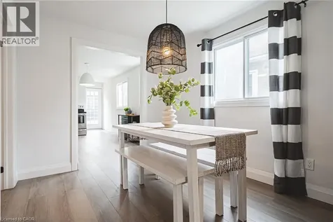 11 Broadview Avenue Cambridge ON N1R 3V6