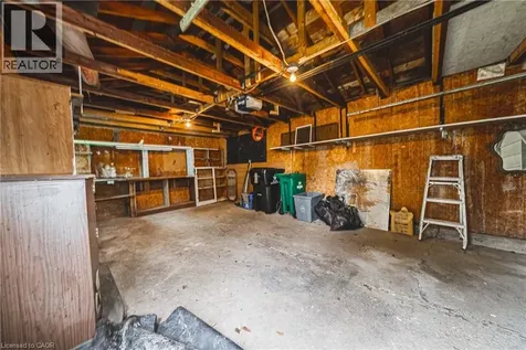 11 Broadview Avenue Cambridge ON N1R 3V6