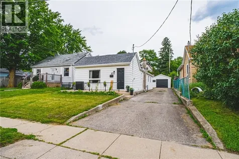 11 Broadview Avenue Cambridge ON N1R 3V6